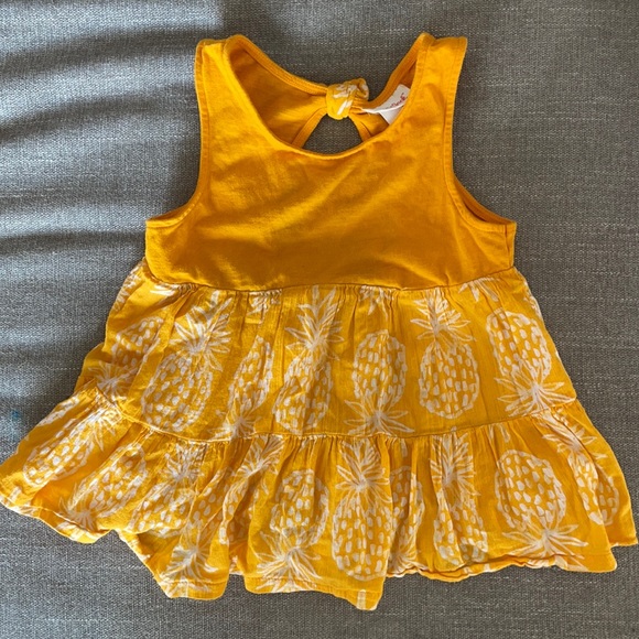 Cat & Jack toddler yellow pineapple top Size 5T
